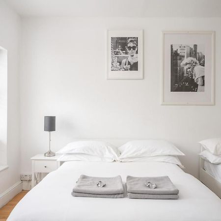Soho & Covent Garden Apartment, Sleeps 3 London Eksteriør billede