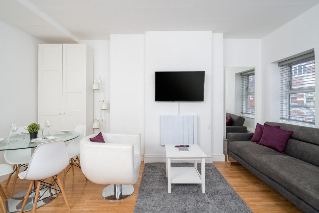 Soho & Covent Garden Apartment, Sleeps 3 London Eksteriør billede